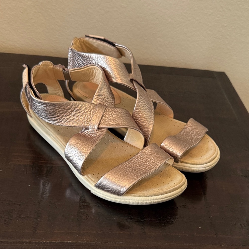 Ecco Metallic Rose Gold Leather Strappy Sandals